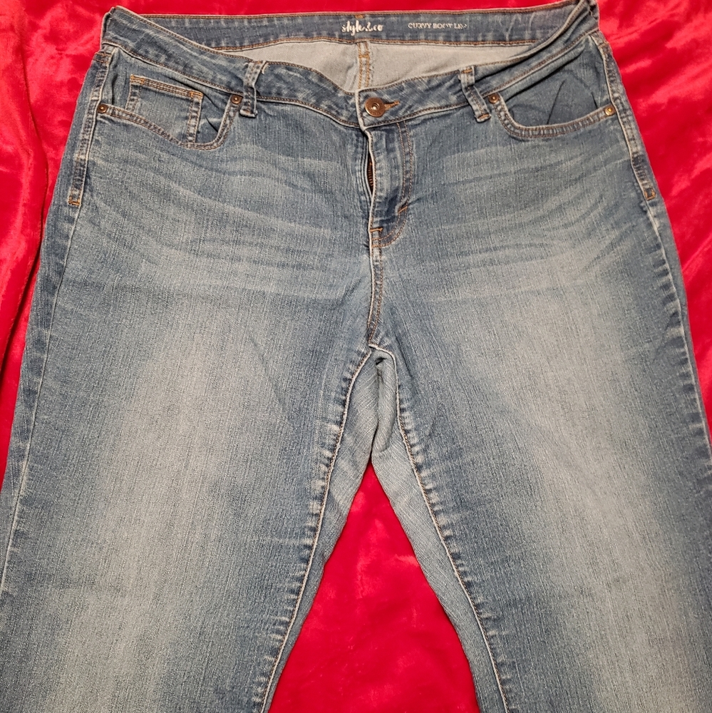 Curvy Bootcut Jeans